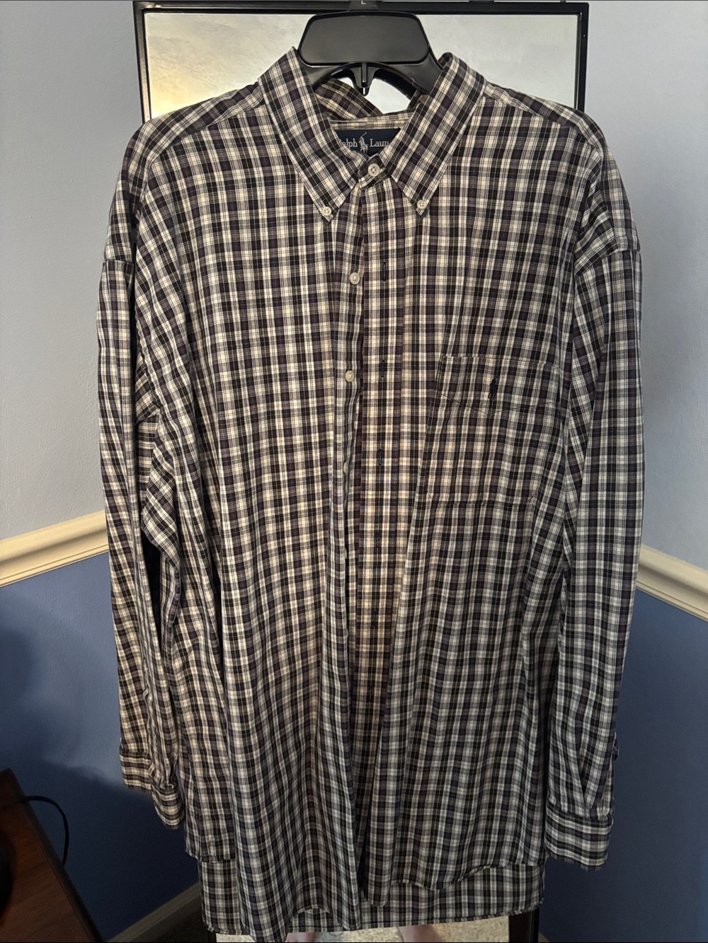 Ralph Lauren Men’s Black and White Plaid Button-Down Long Sleeved Shirt
